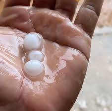Chuva de granizo em pleno semiárido do Piauí assusta população